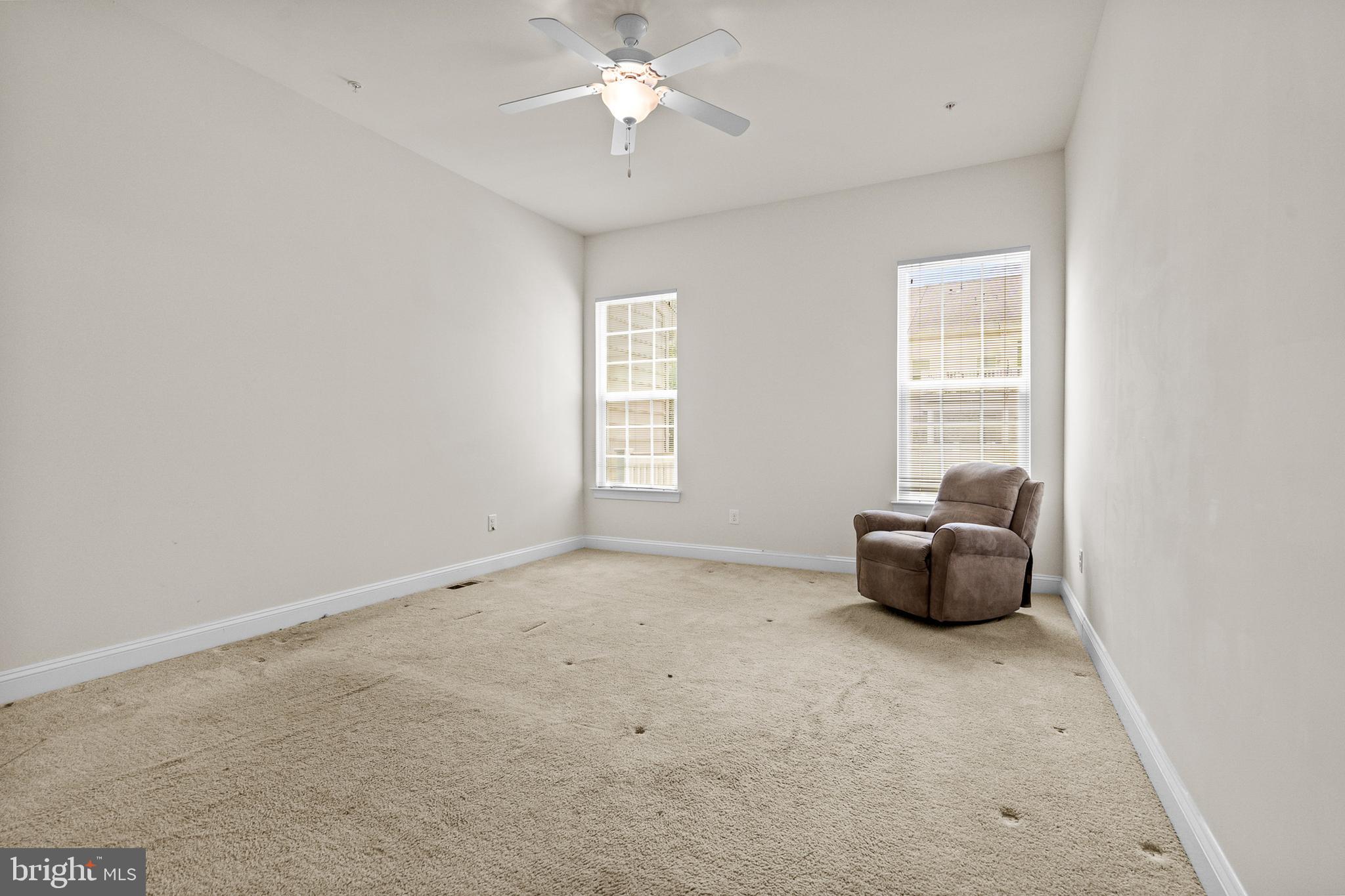 FALLSTON COMMONS - Residential