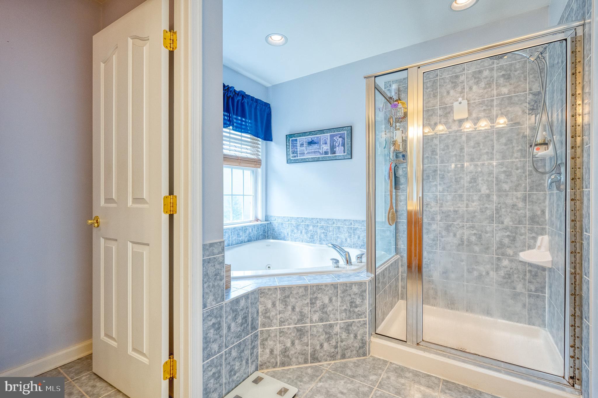 ABERDEEN HILLS - Residential