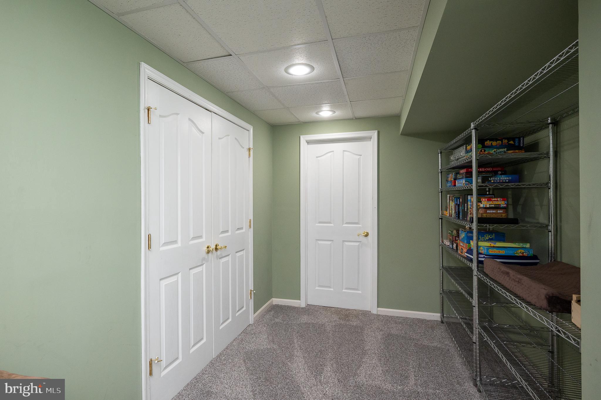 ABERDEEN HILLS - Residential