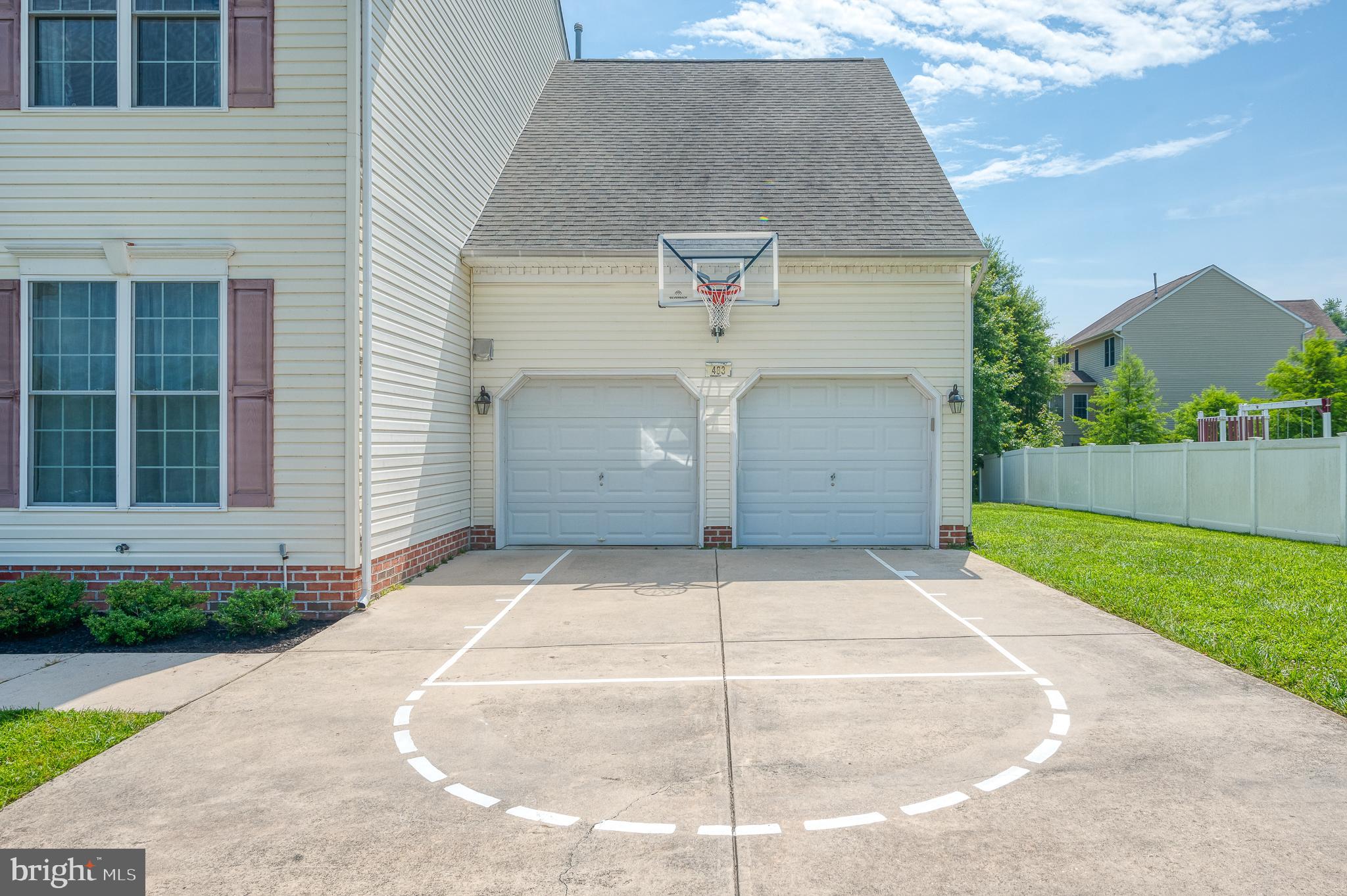 ABERDEEN HILLS - Residential