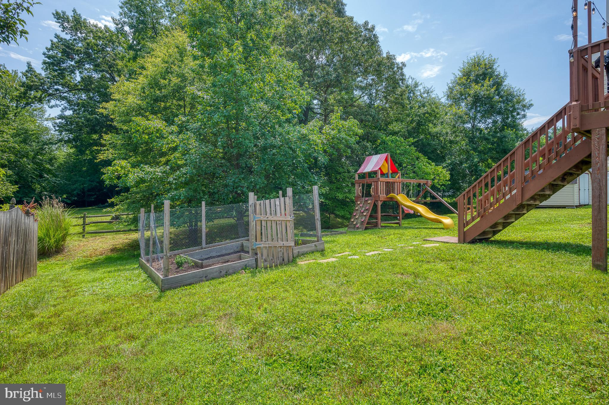 ABERDEEN HILLS - Residential