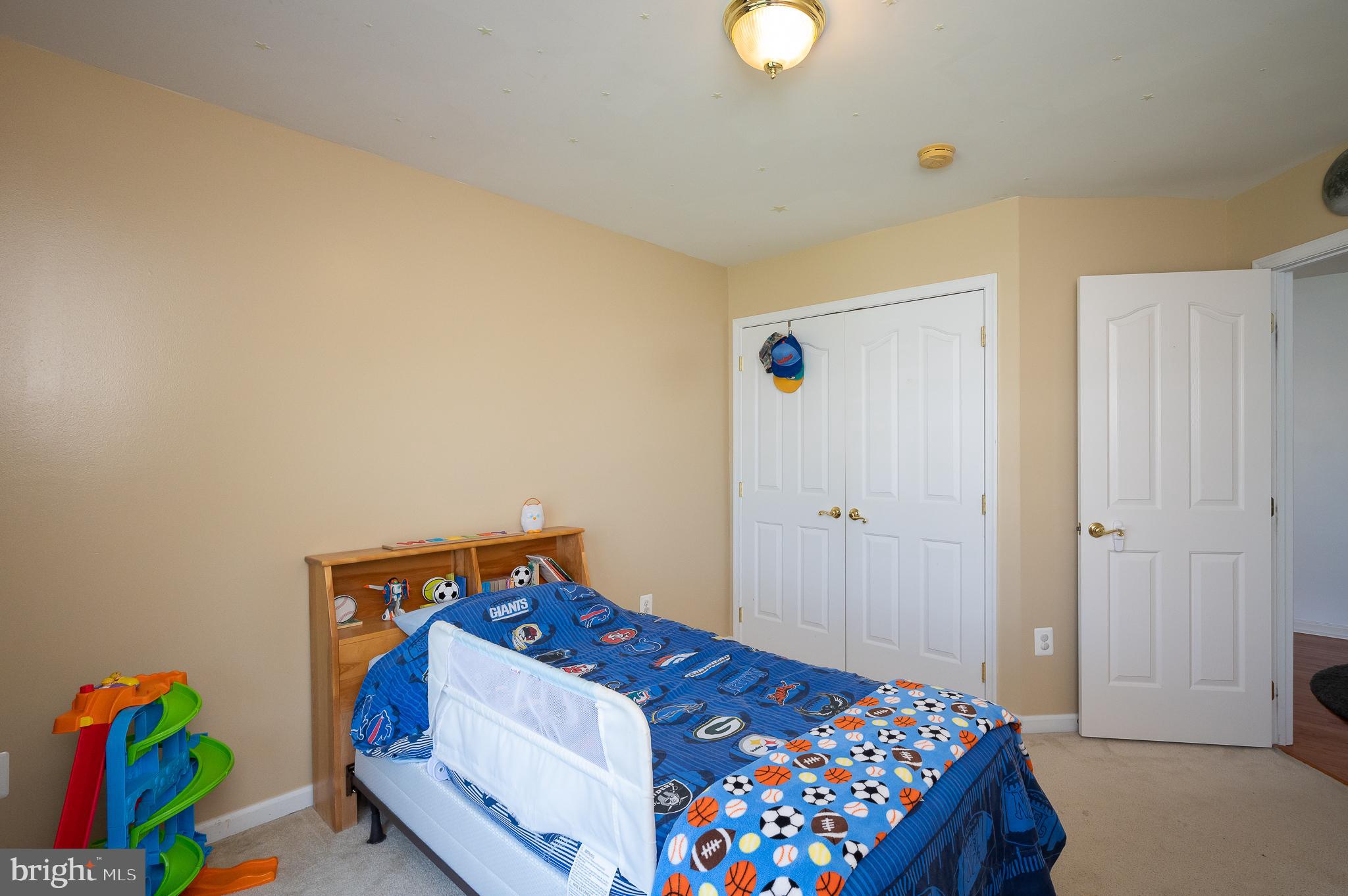 ABERDEEN HILLS - Residential