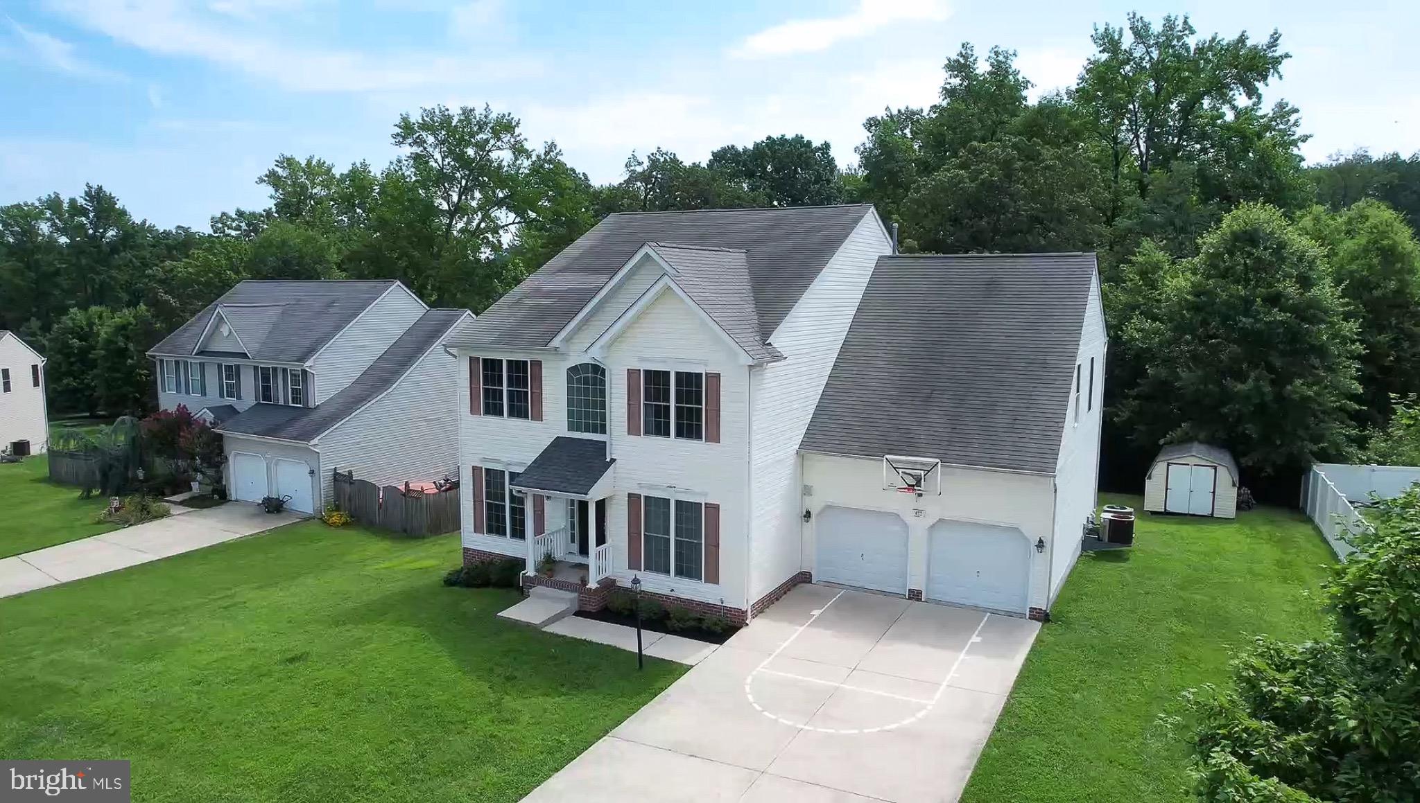 ABERDEEN HILLS - Residential