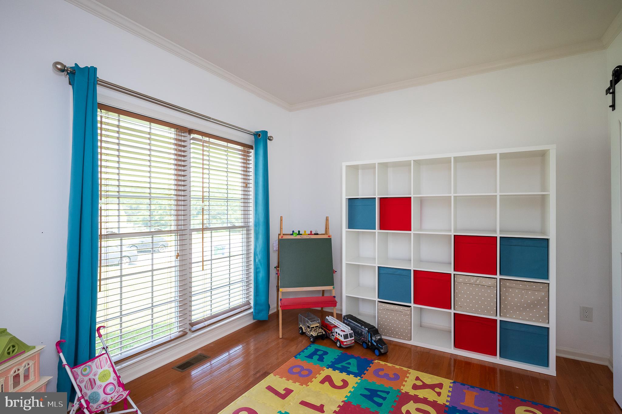 ABERDEEN HILLS - Residential