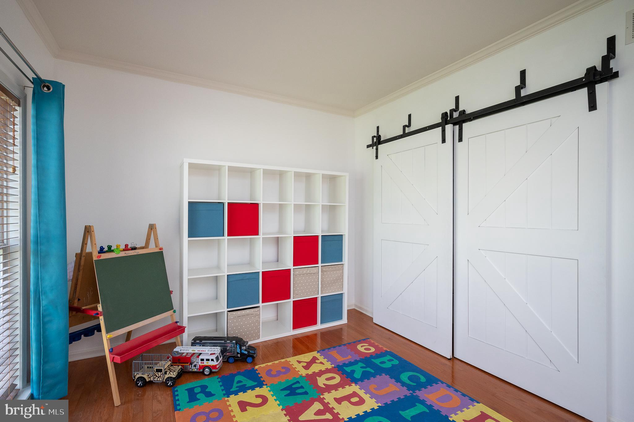 ABERDEEN HILLS - Residential