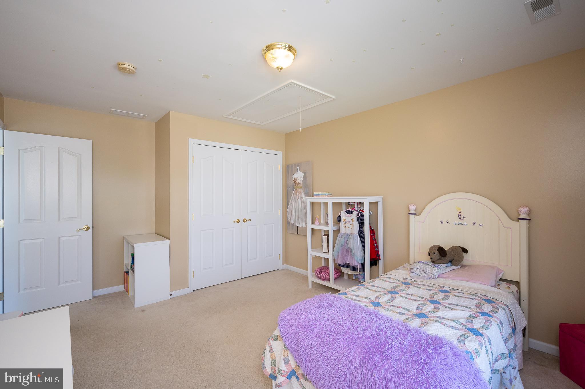 ABERDEEN HILLS - Residential