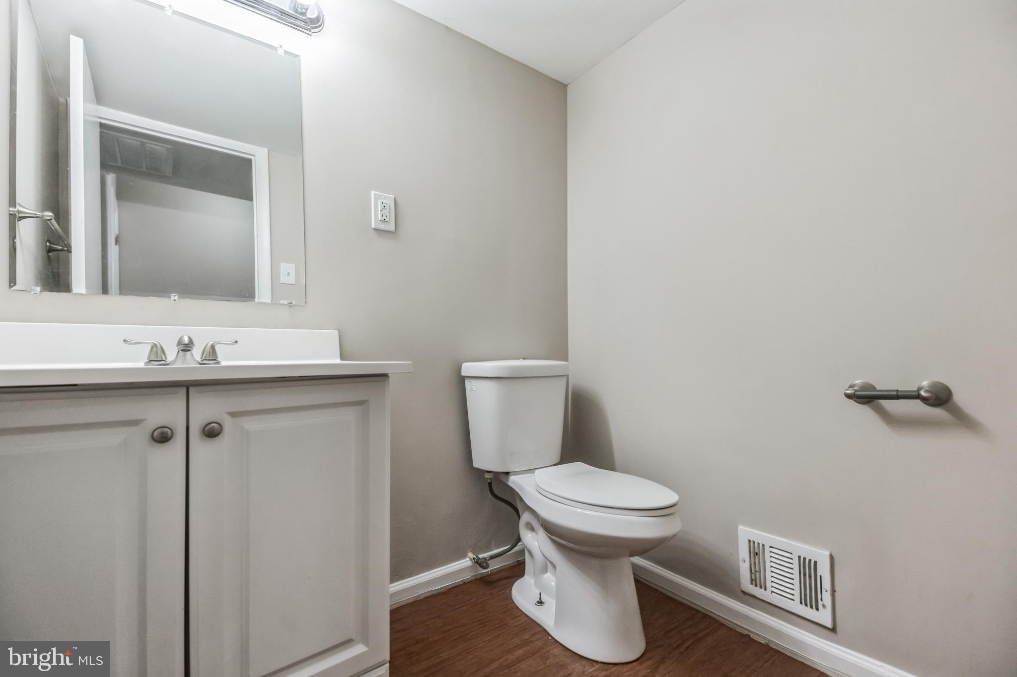 ANDREWS VILLAGE CONDOMIN - Residential