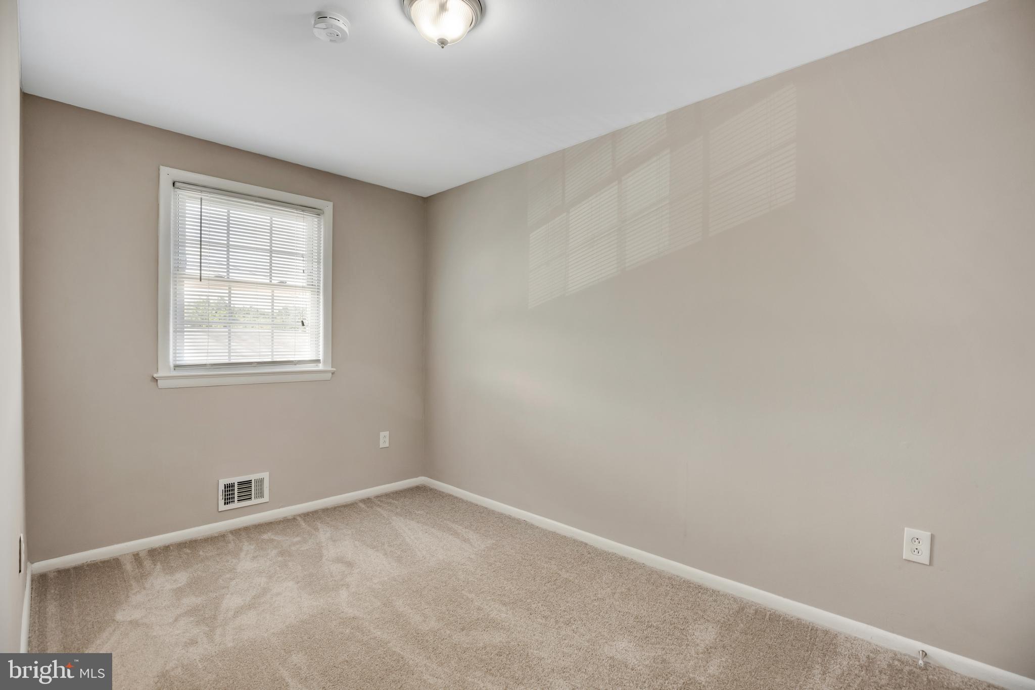 ANDREWS VILLAGE CONDOMIN - Residential