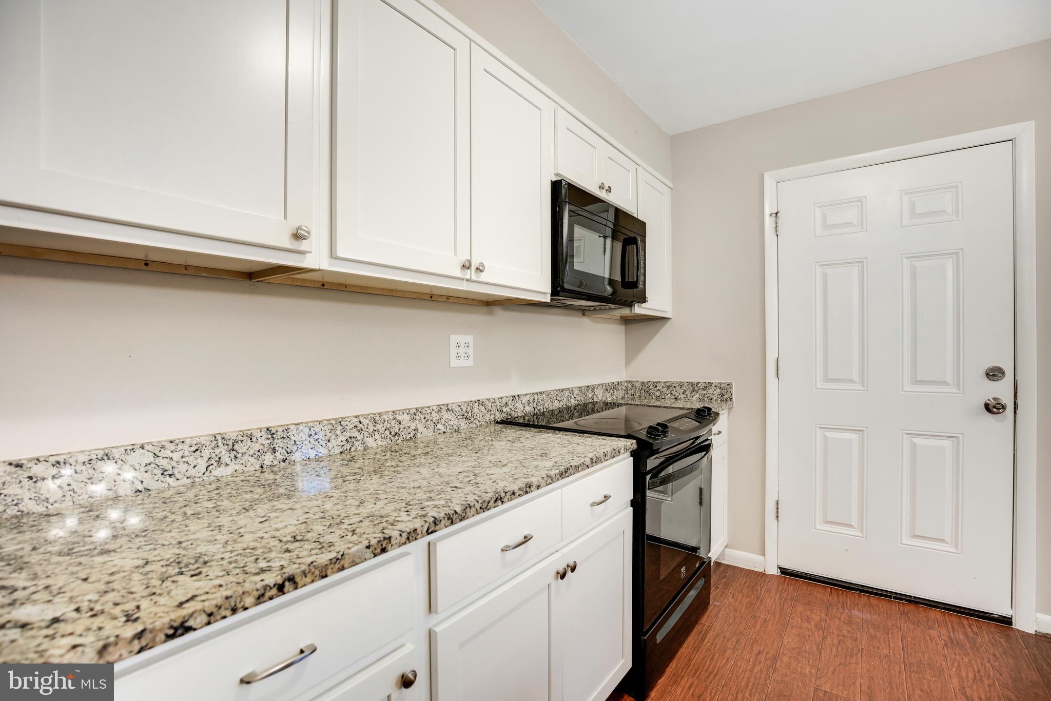 ANDREWS VILLAGE CONDOMIN - Residential