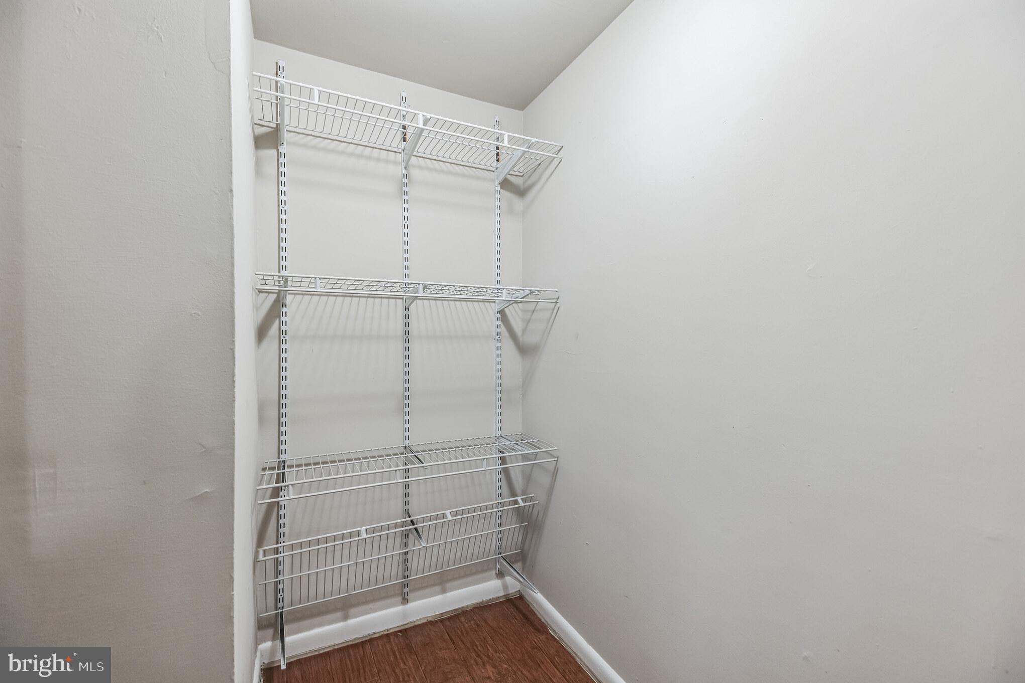 ANDREWS VILLAGE CONDOMIN - Residential