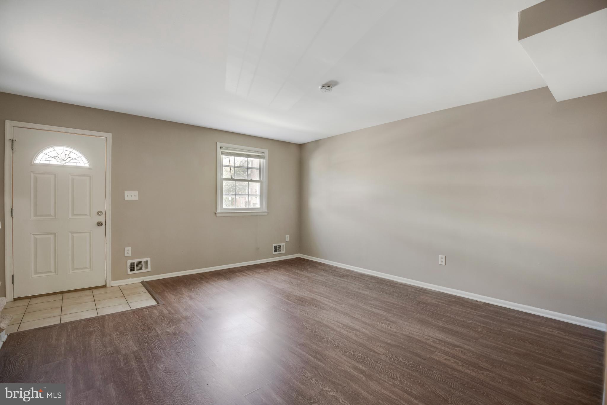 ANDREWS VILLAGE CONDOMIN - Residential