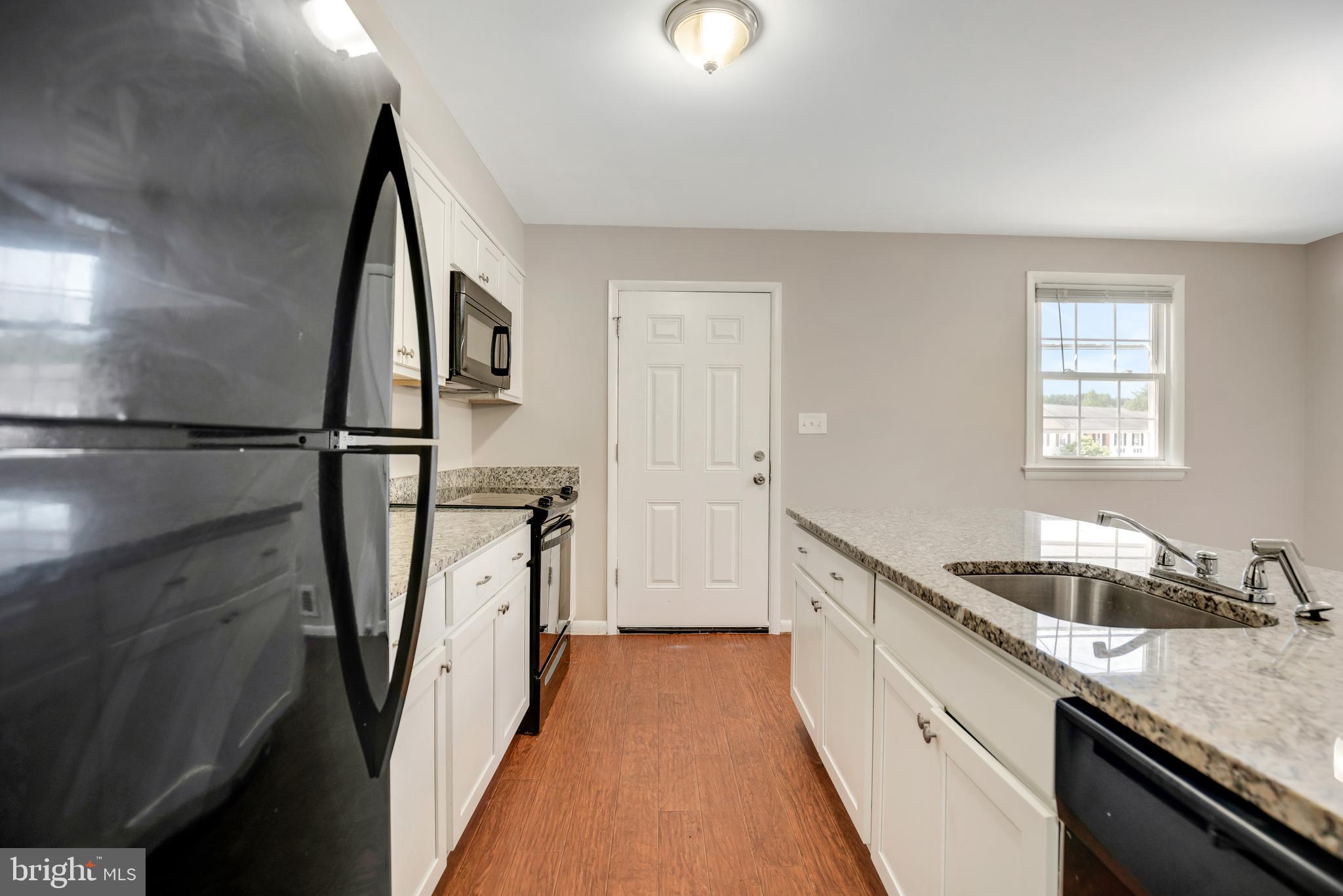 ANDREWS VILLAGE CONDOMIN - Residential