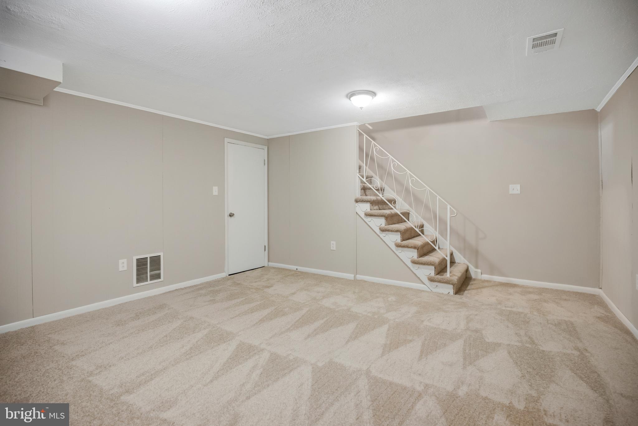 ANDREWS VILLAGE CONDOMIN - Residential