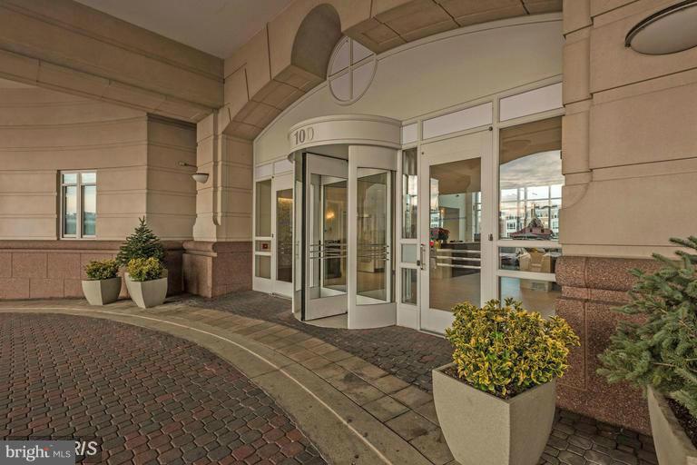 HARBORVIEW - Residential Lease