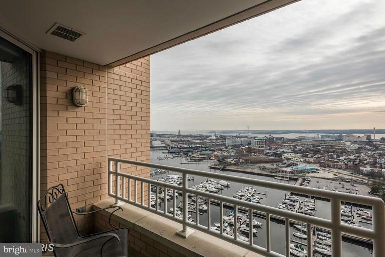 HARBORVIEW - Residential Lease