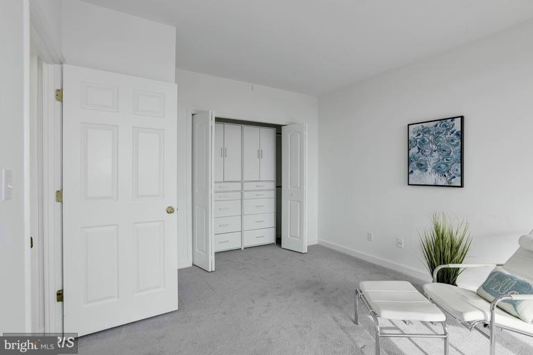 HARBORVIEW - Residential Lease