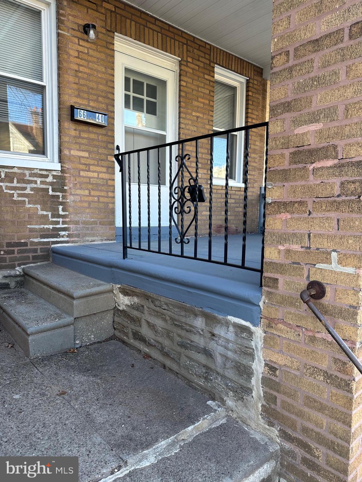 WEST OAK LANE - Residential