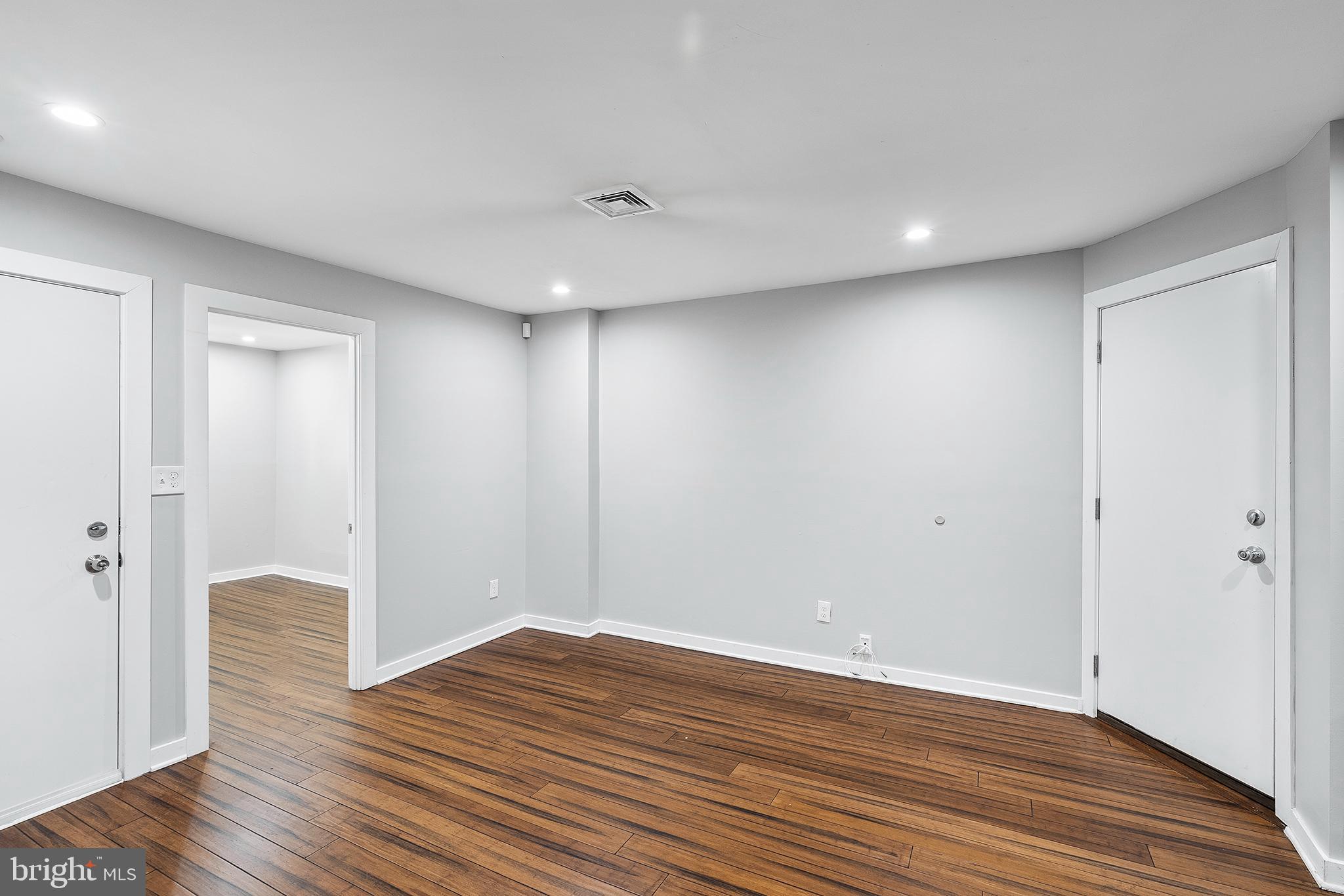 STANTON - Residential Lease