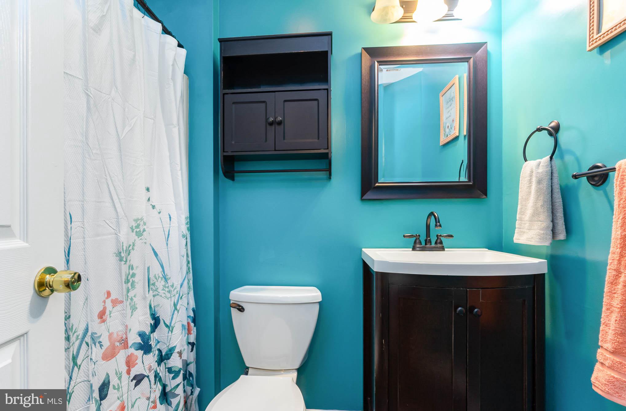 BOSTON COURTS - Residential