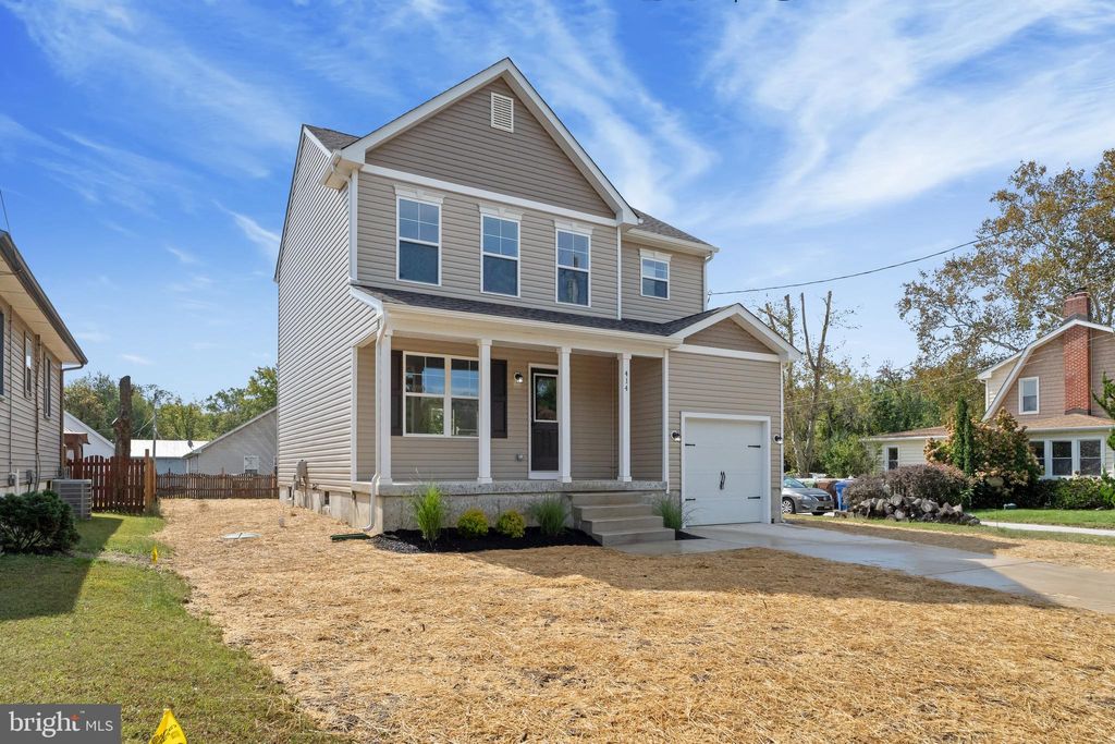 Photo of 414 Vanneman Avenue, SWEDESBORO, NJ 08085 (MLS # NJGL2064964)