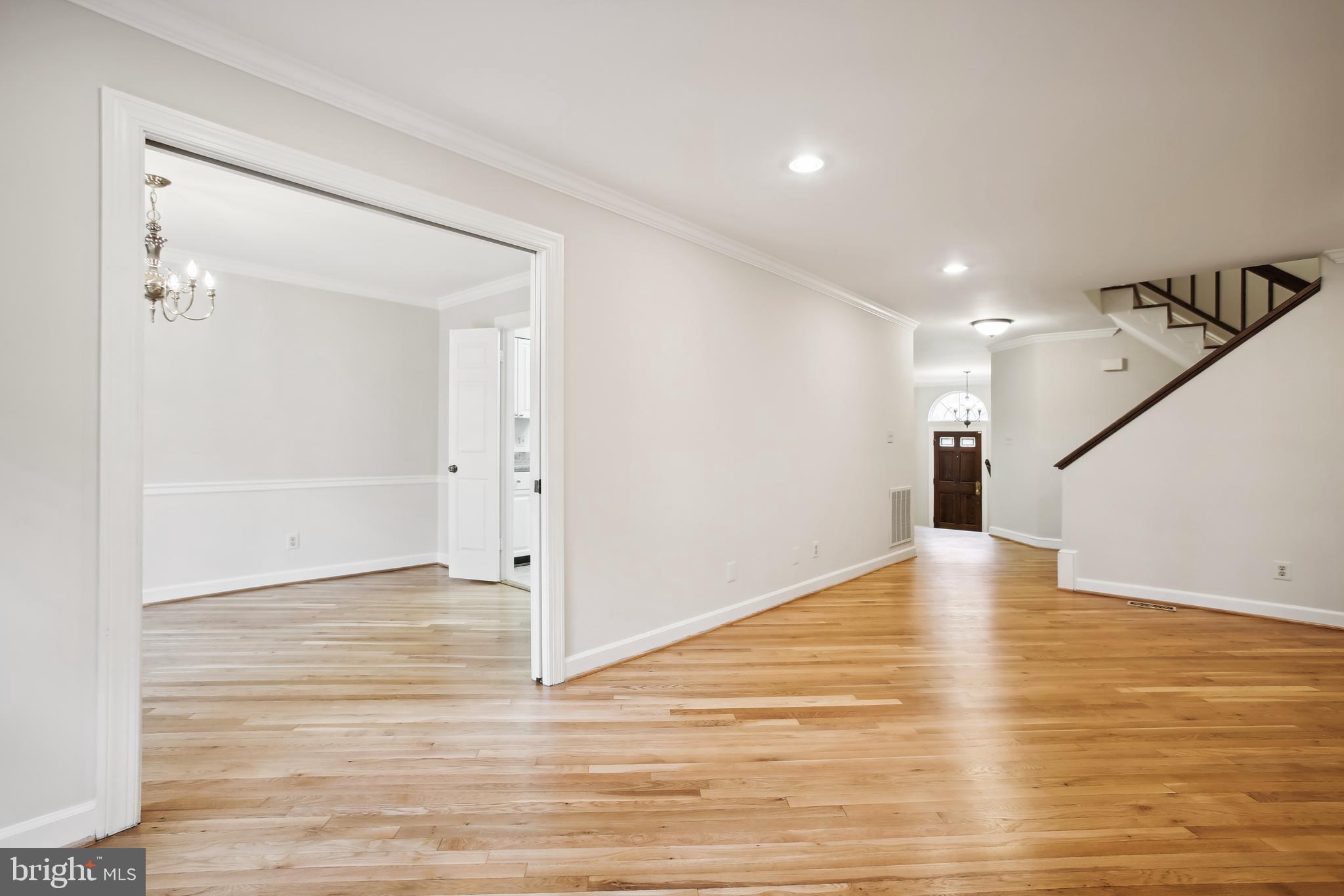 LANDMARK MEWS - Residential Lease