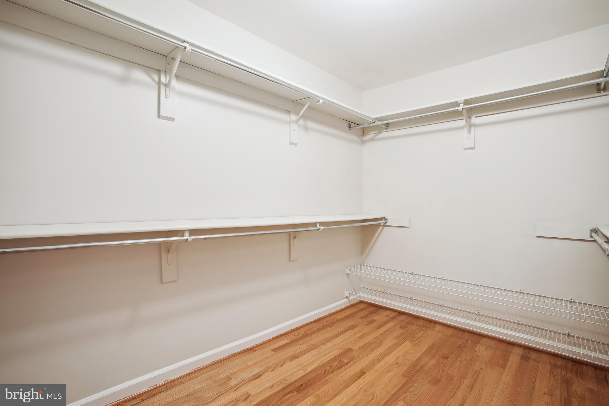 LANDMARK MEWS - Residential Lease