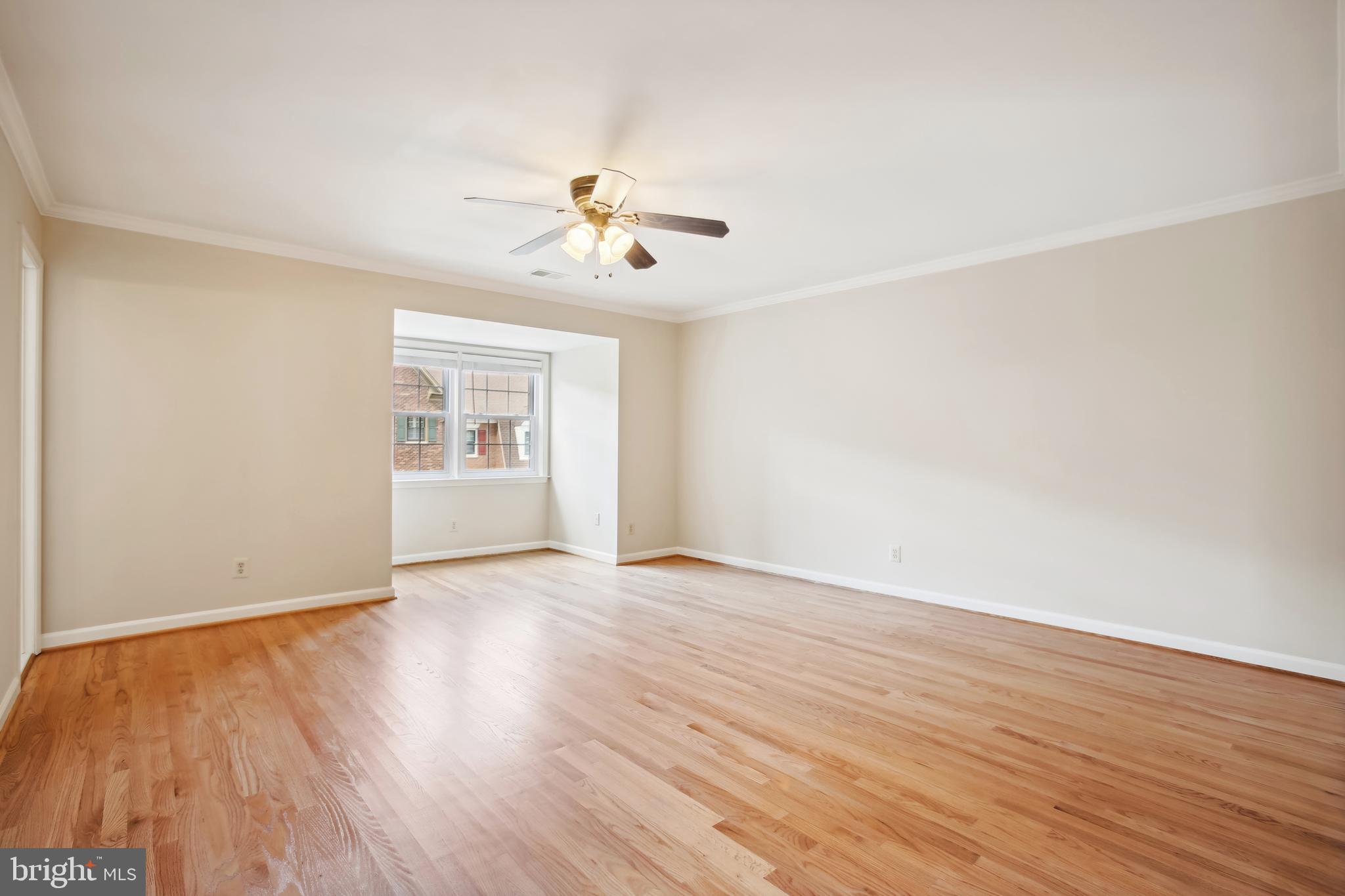 LANDMARK MEWS - Residential Lease