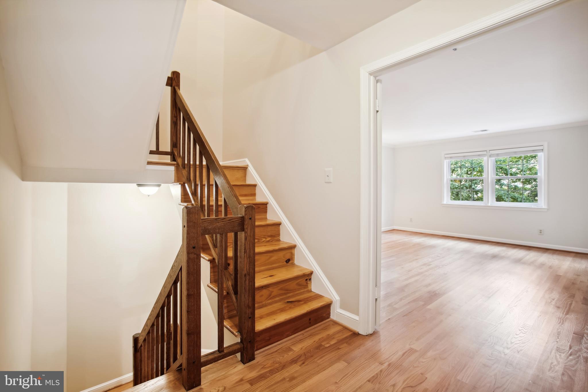 LANDMARK MEWS - Residential Lease