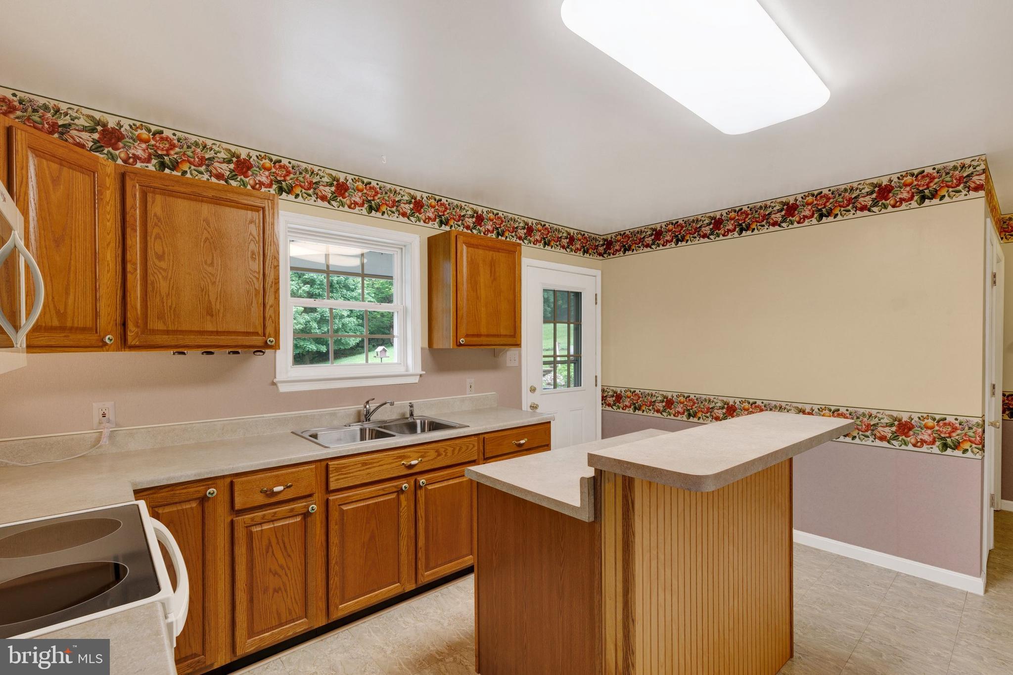 WELSH CHURCH - Residential