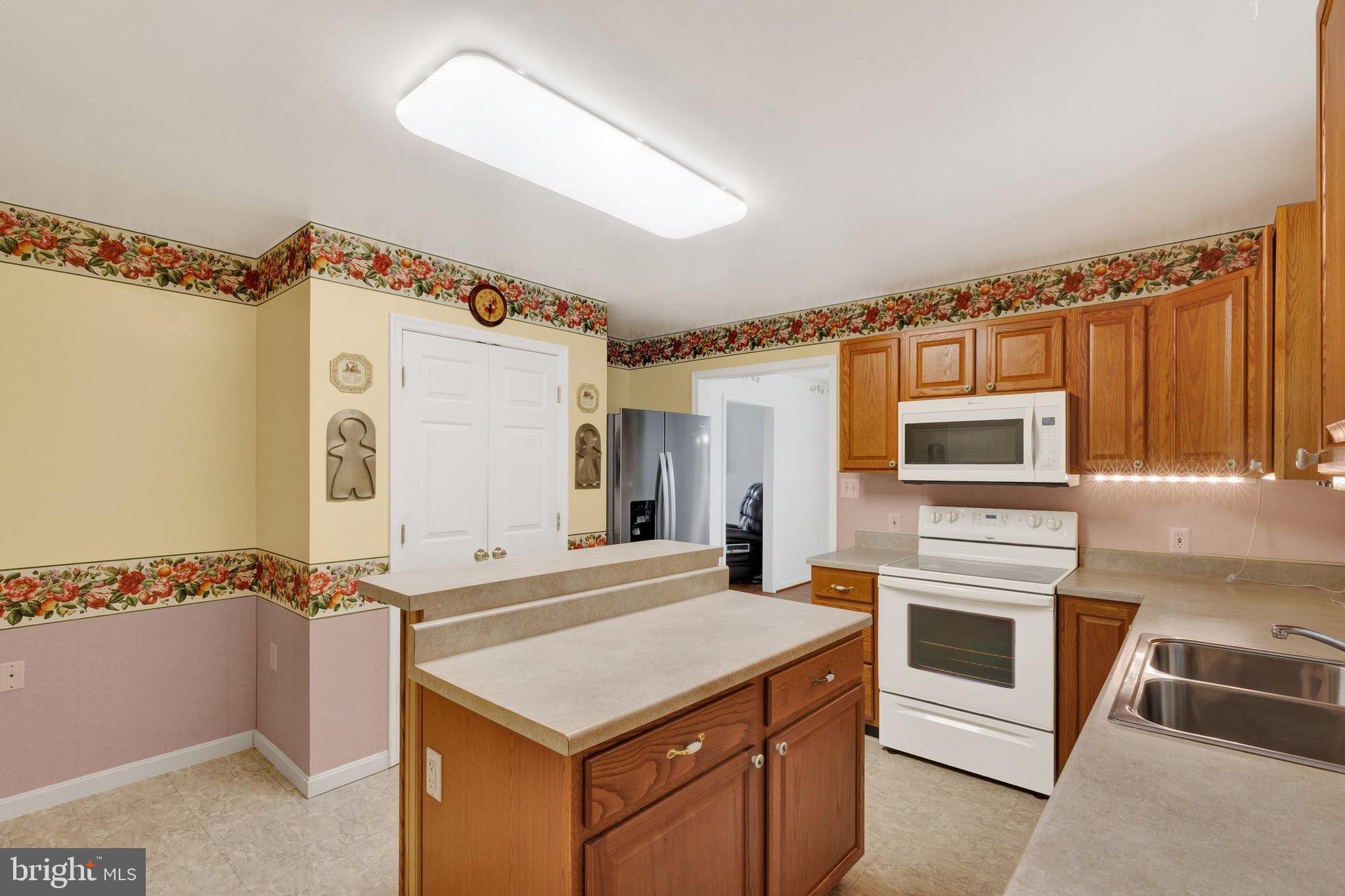 WELSH CHURCH - Residential