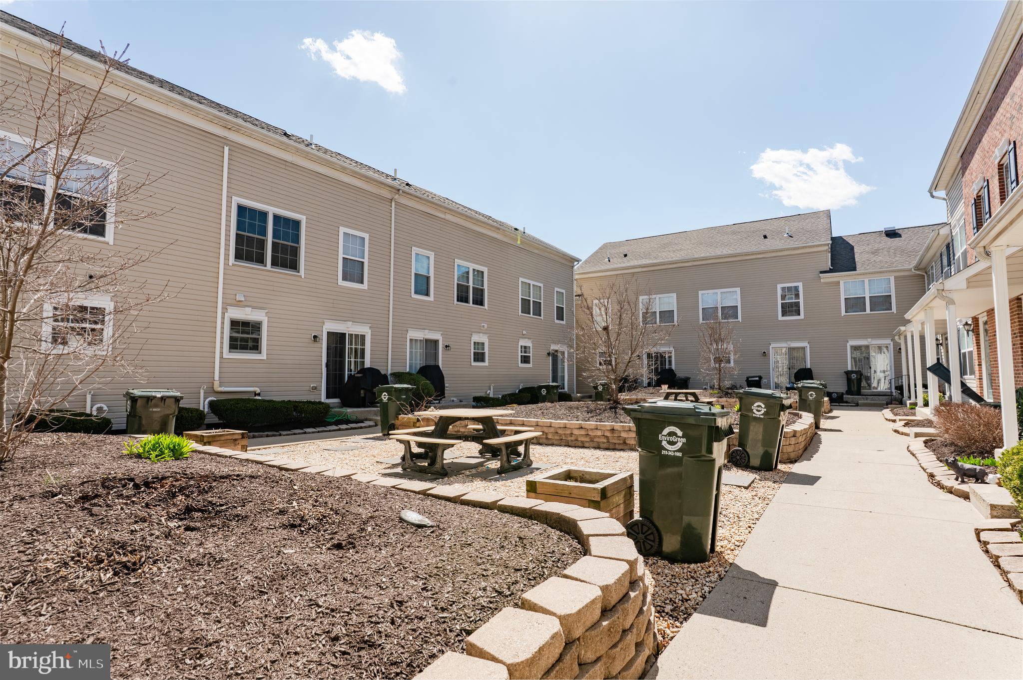 BRADFORD GREENE - Residential