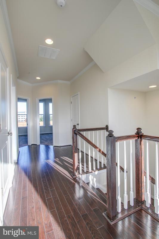 PRESERVE AT WESTFIELDS - Residential Lease