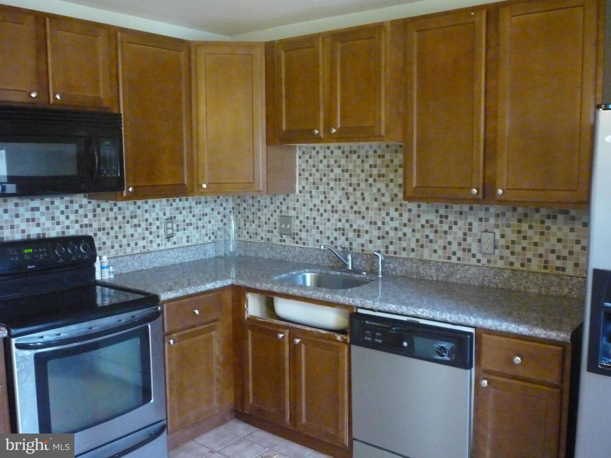 LAKE VILLAGE MANOR - Residential