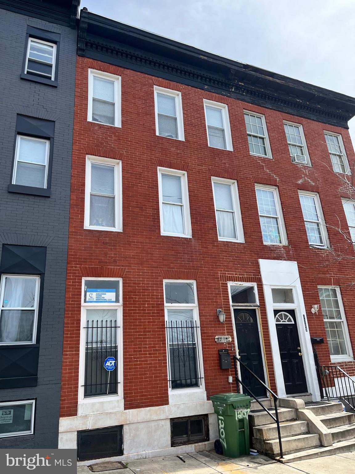 Great investment opportunity with stellar tenant. This property is occupied and professionally managed. No access until ratified contracts. Leases, licenses, lead certification & rent rolls are available, please email the listing agent to request. Great property in excellent location. Buy this one to launch your investment portfolio or buy the whole portfolio. Don't miss out!