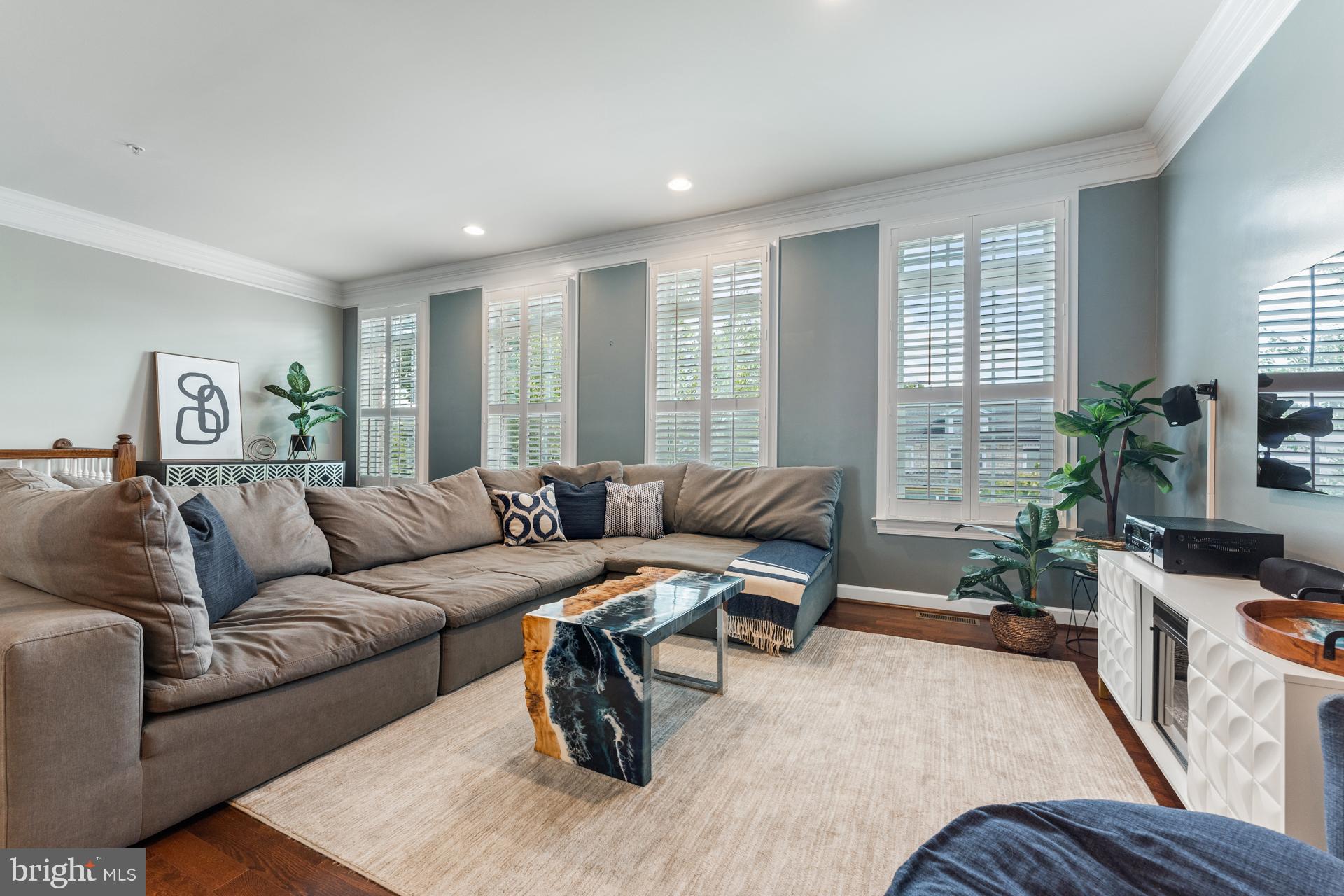 HIGHPNTE AT SHANAHAN - Residential