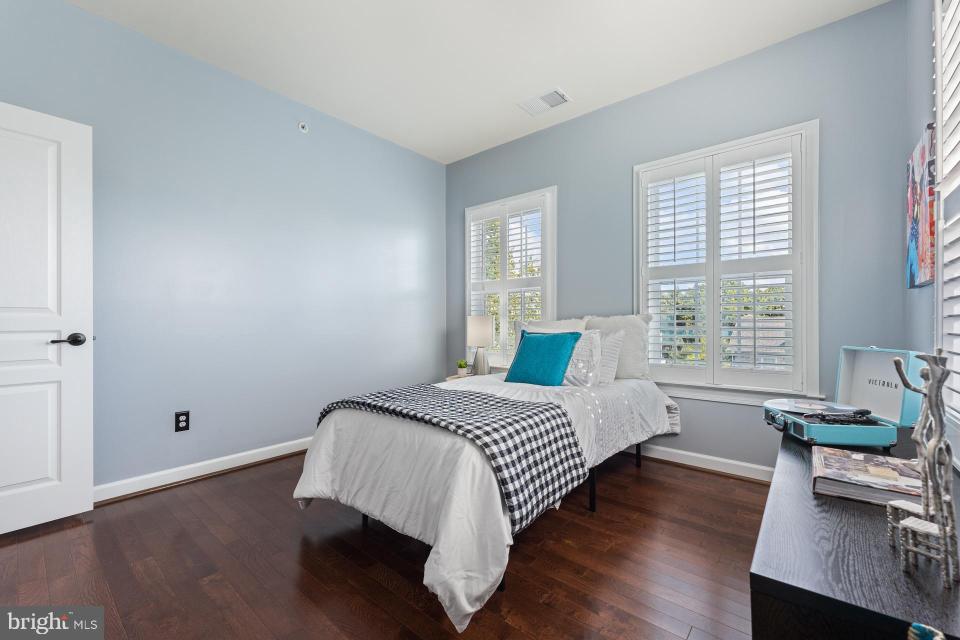 HIGHPNTE AT SHANAHAN - Residential