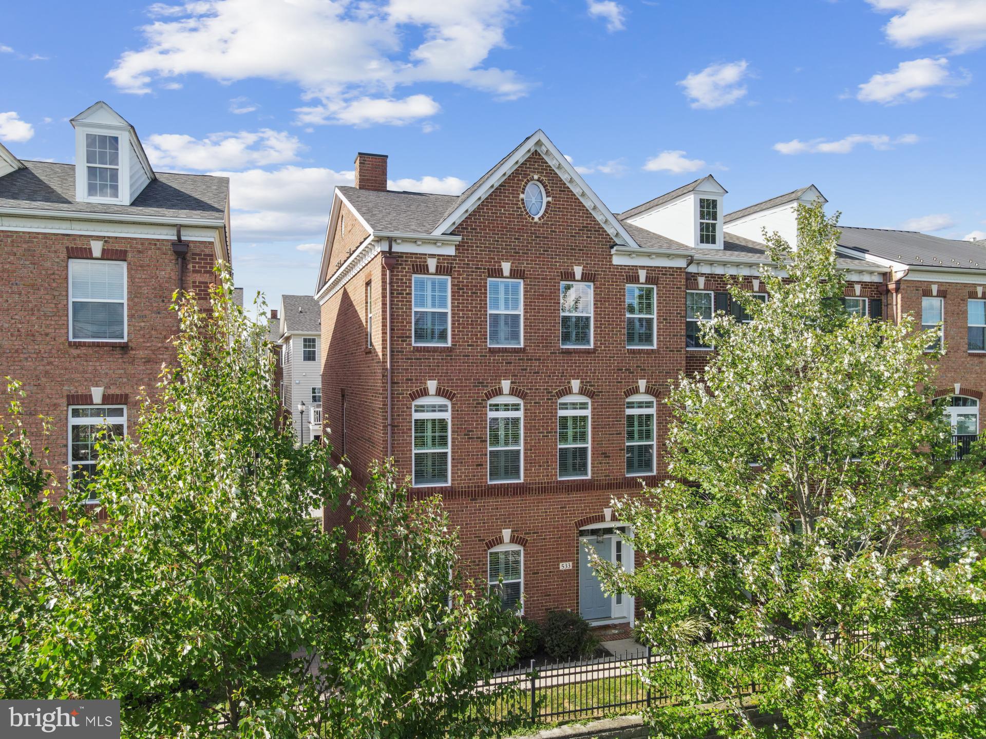 HIGHPNTE AT SHANAHAN - Residential