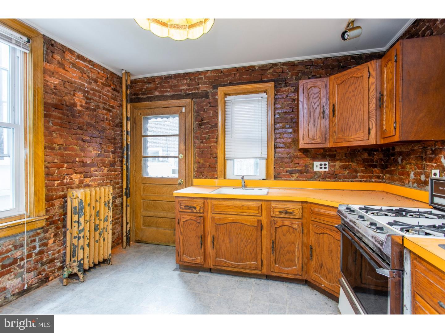 FAIRMOUNT - Residential