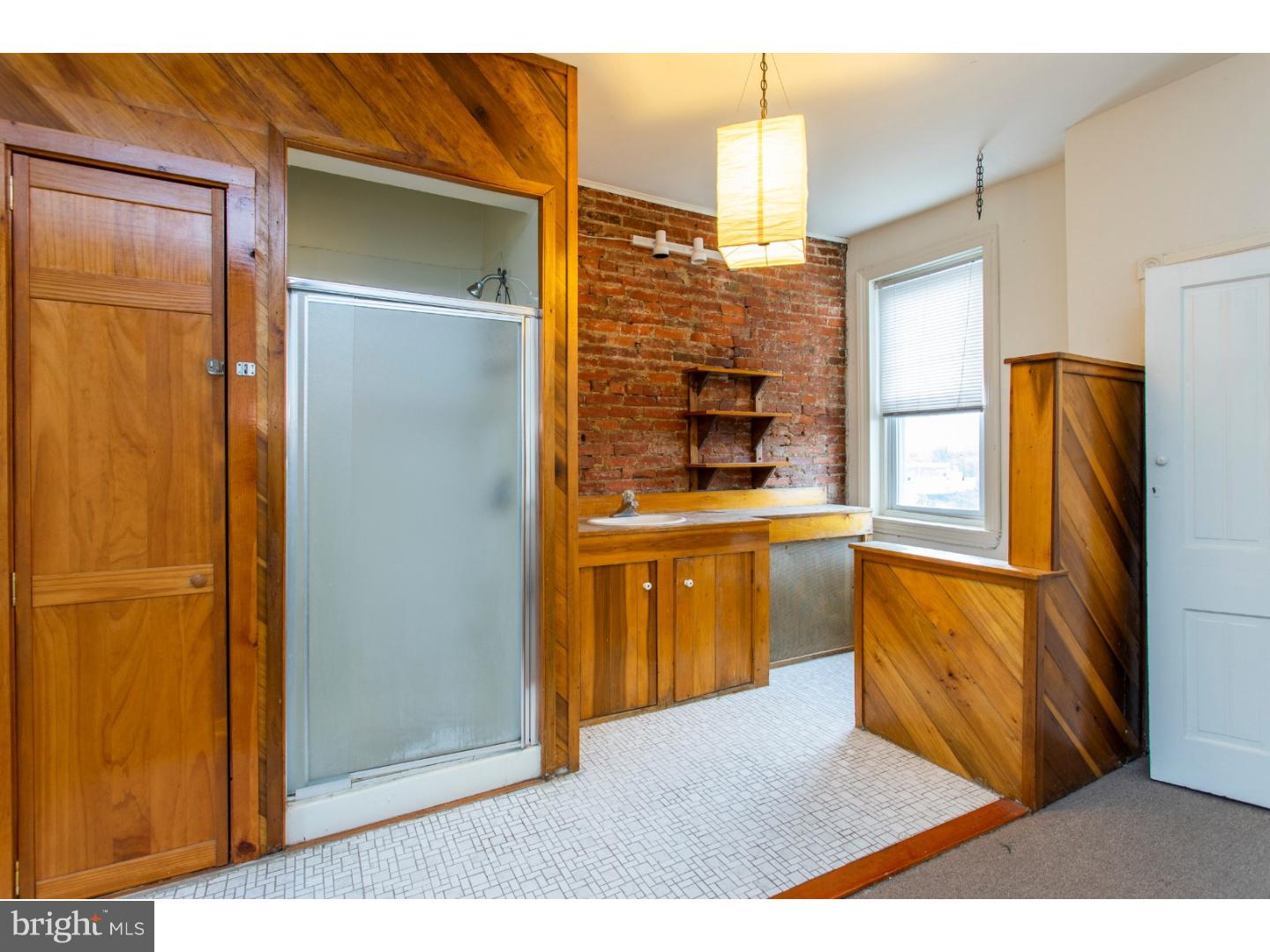 FAIRMOUNT - Residential