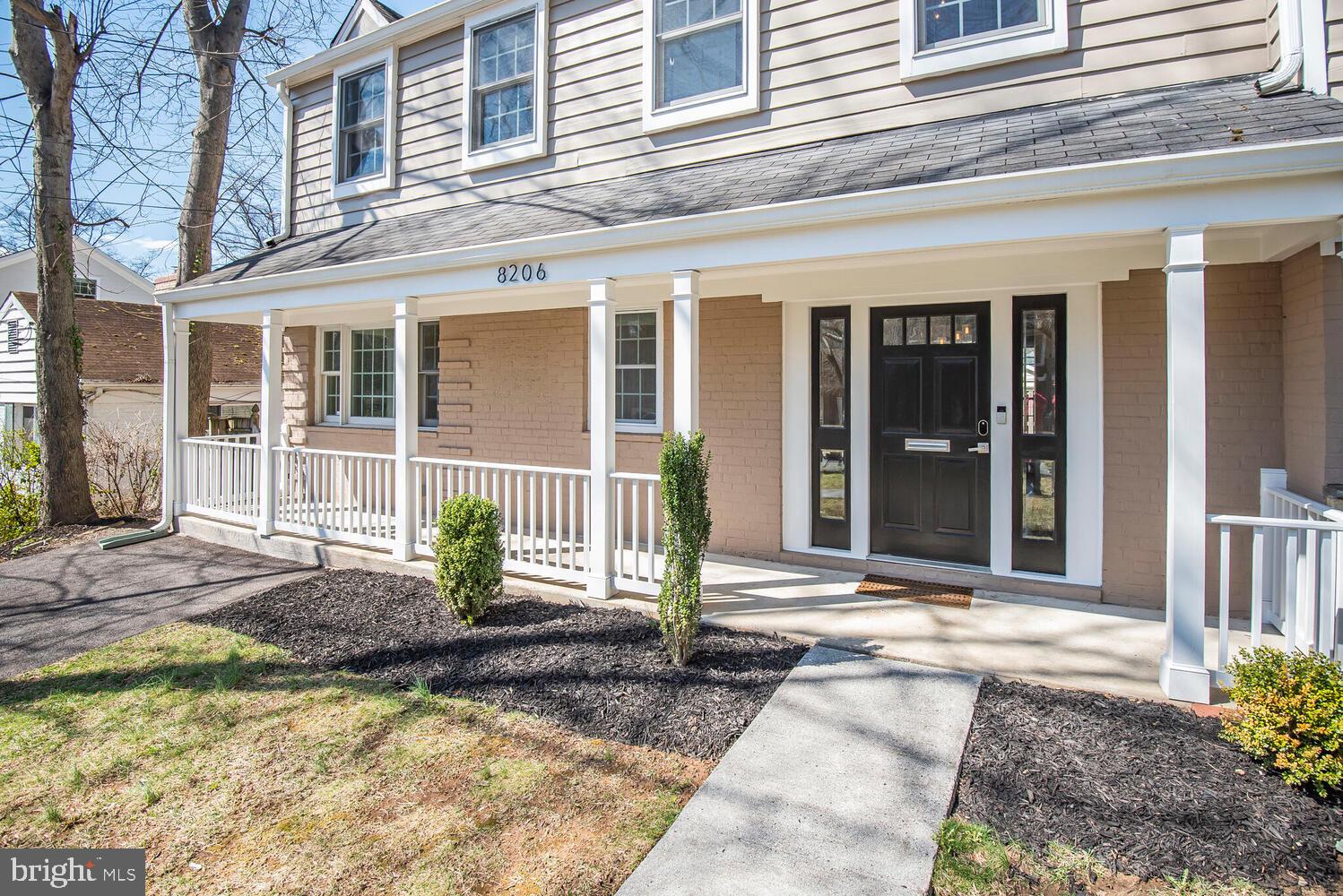 GREENWICH FOREST - Residential