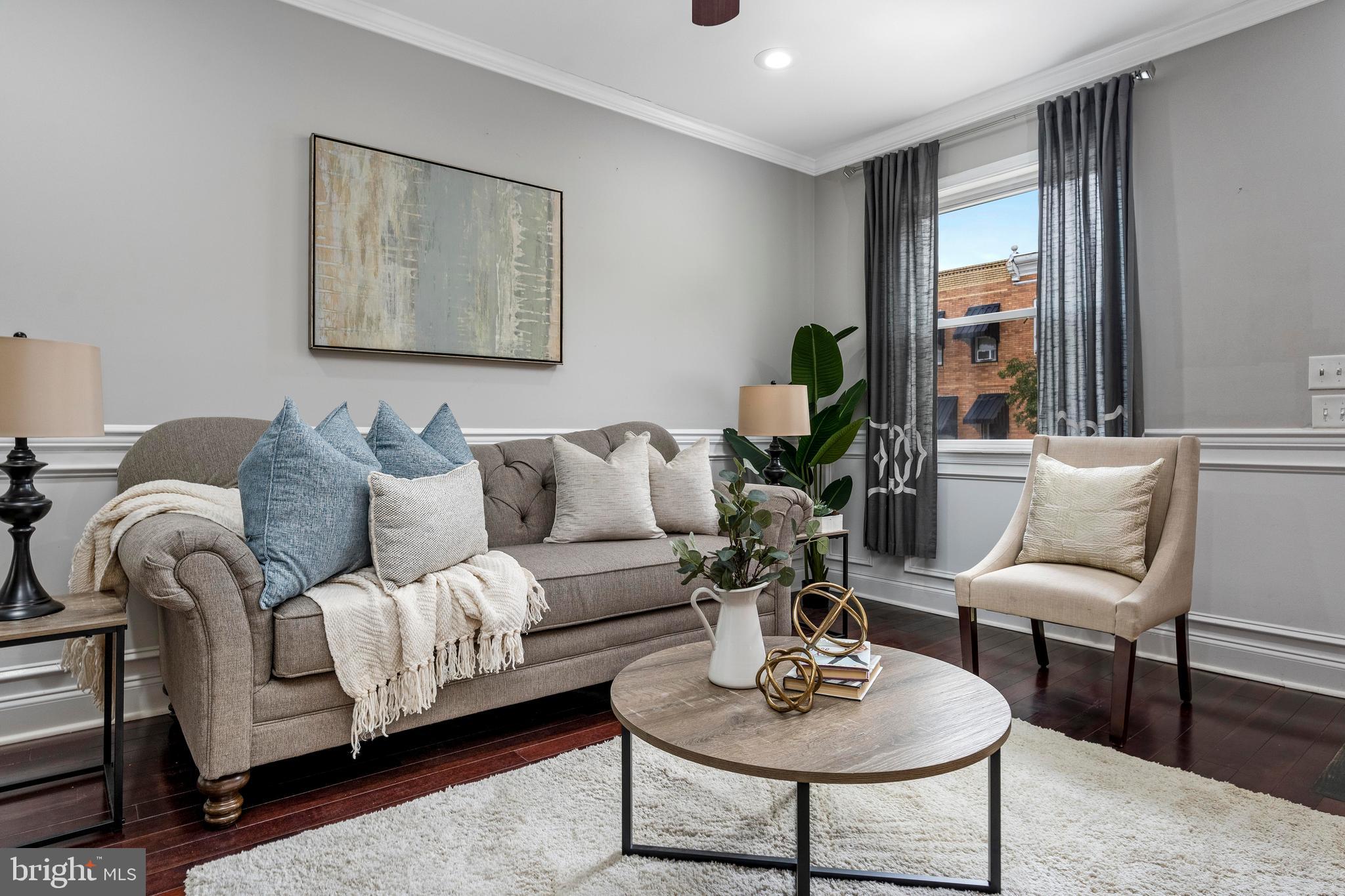 GREEKTOWN - Residential