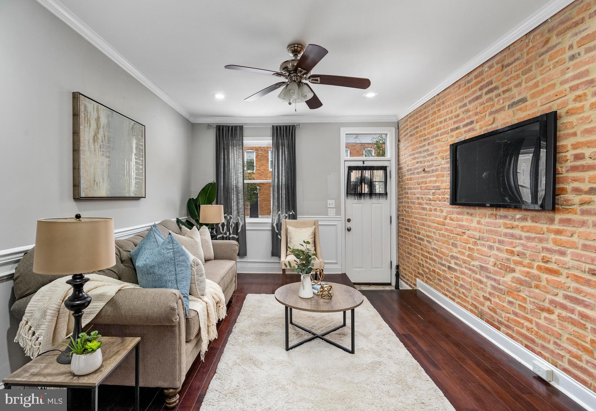 GREEKTOWN - Residential