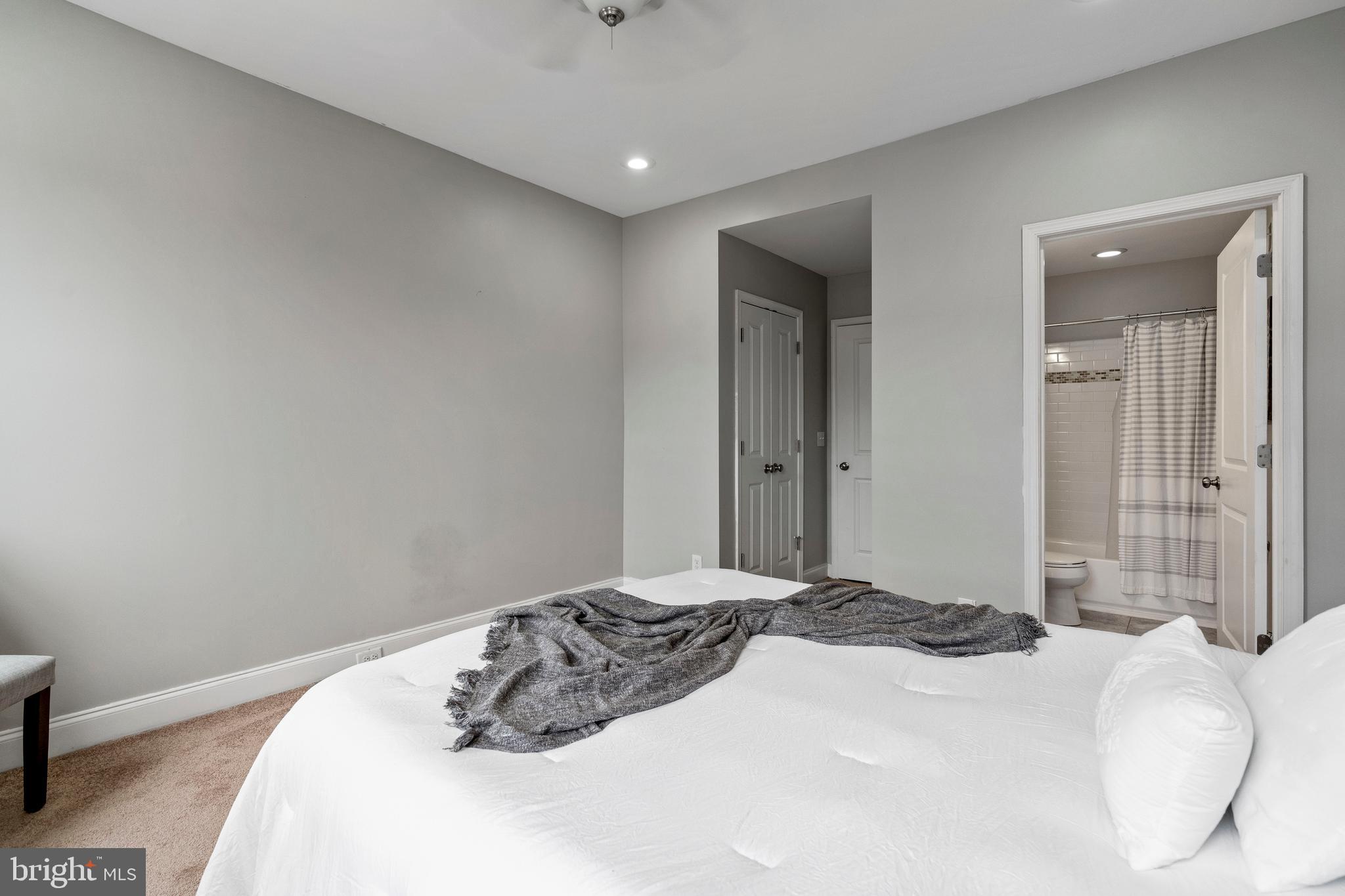 GREEKTOWN - Residential