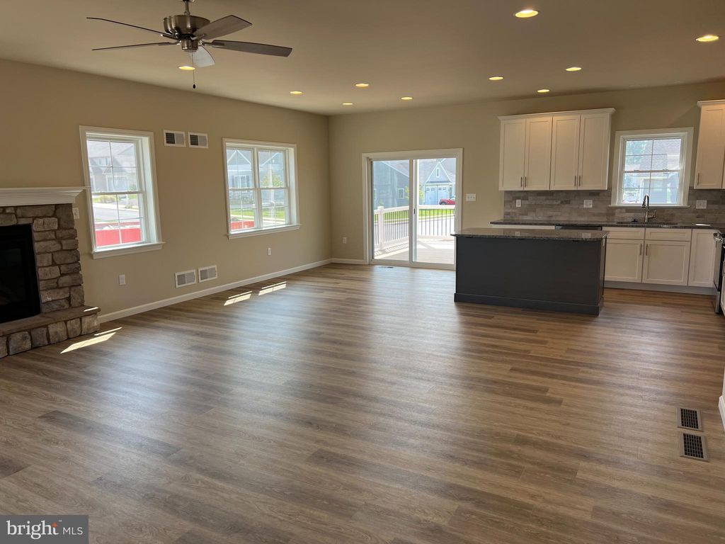 Photo of 201 Ridgefield Drive, Elizabethtown, PA 17022 (MLS # PALA2049930)