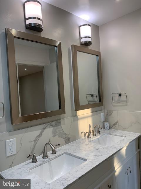 LAKEVALE ESTATES - Residential Lease