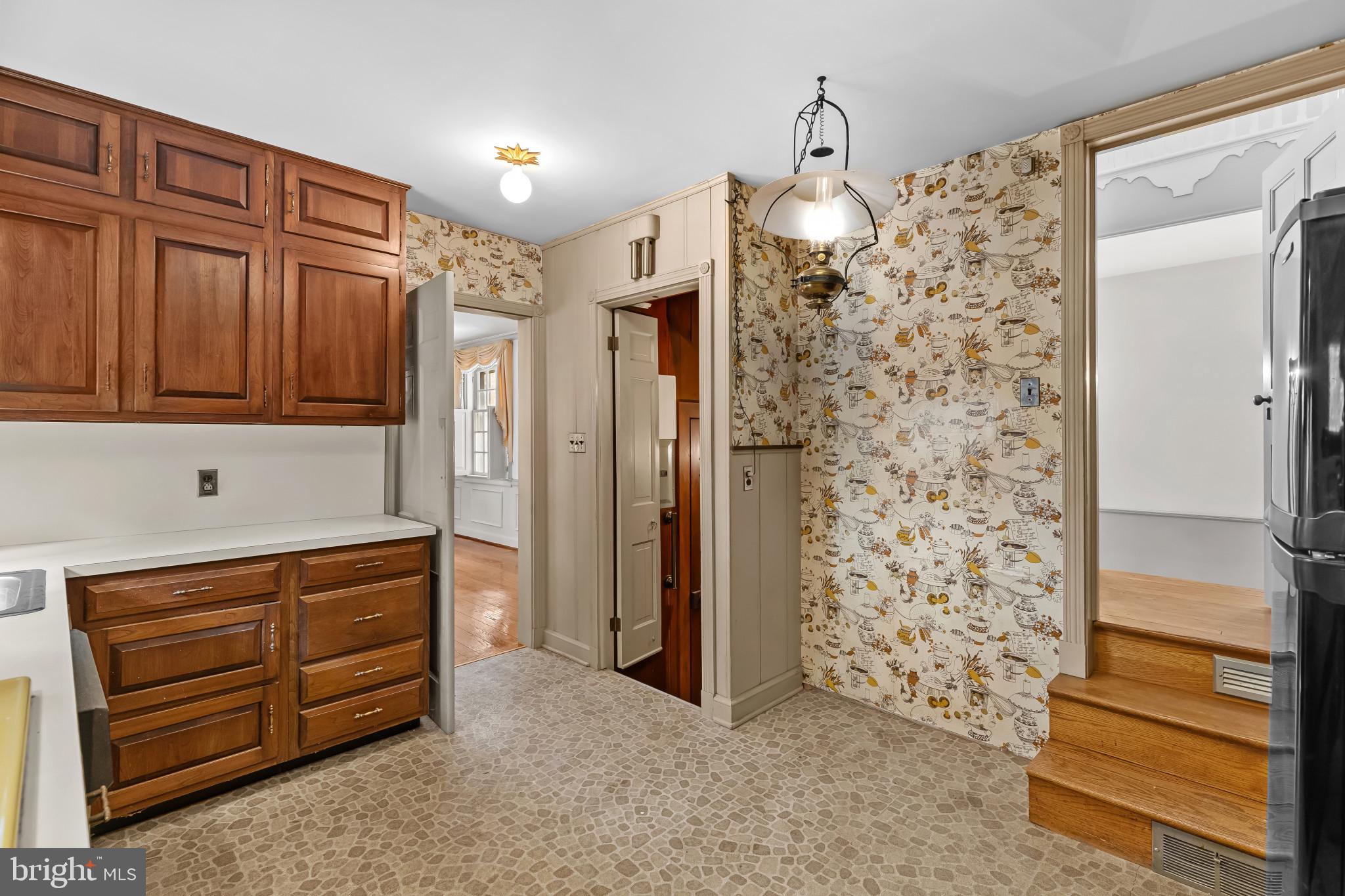 HOMELAND HISTORIC DISTRICT - Residential