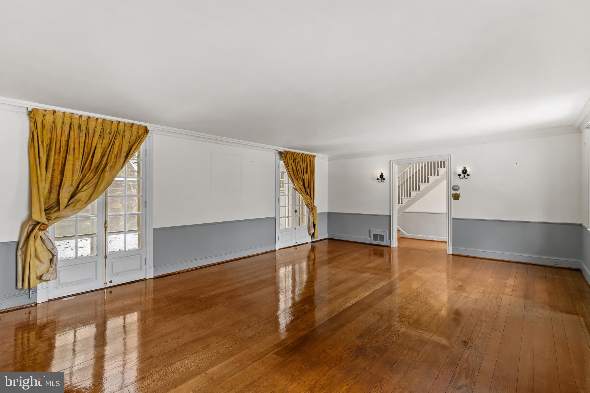 HOMELAND HISTORIC DISTRICT - Residential