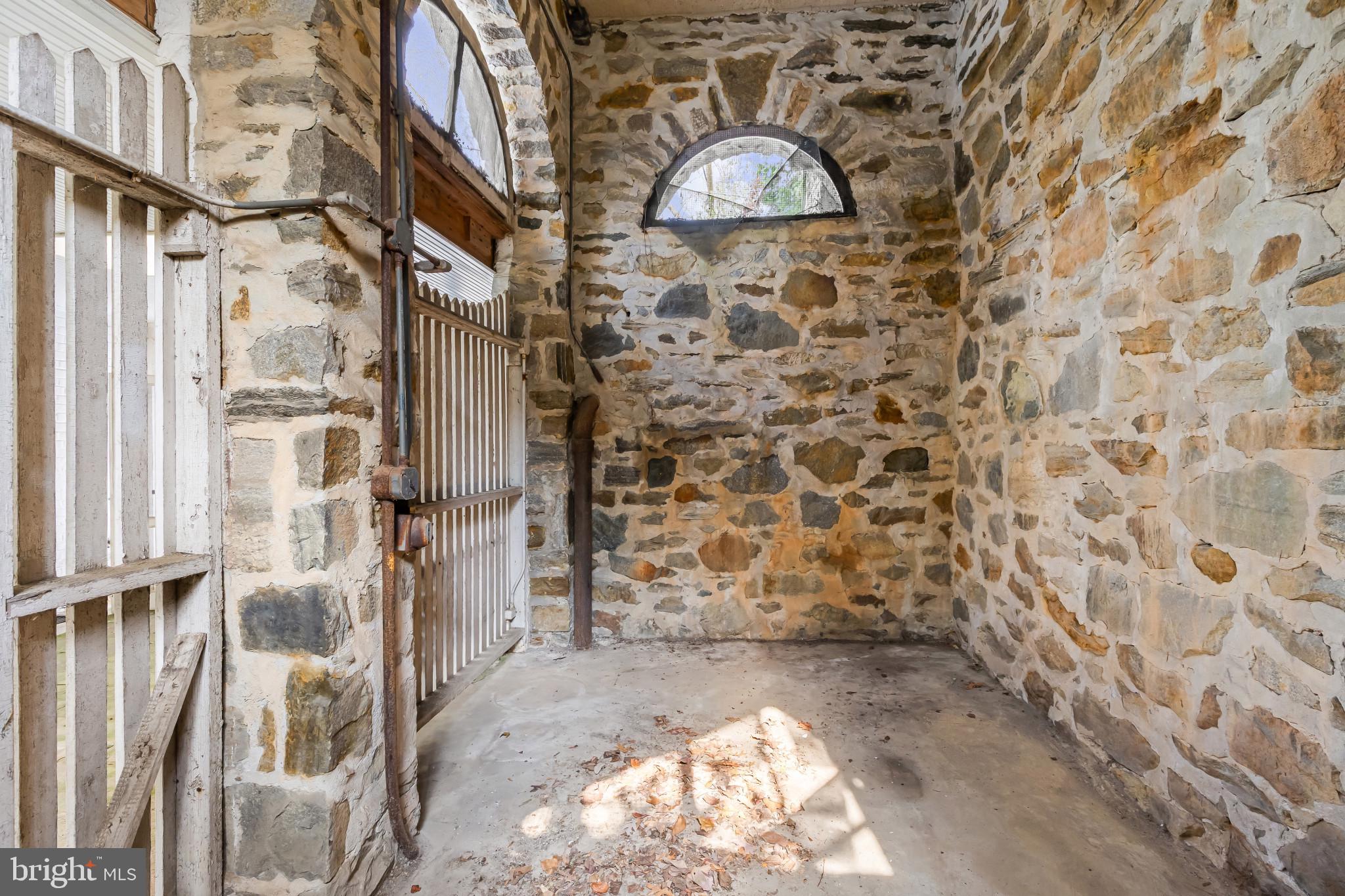 HOMELAND HISTORIC DISTRICT - Residential