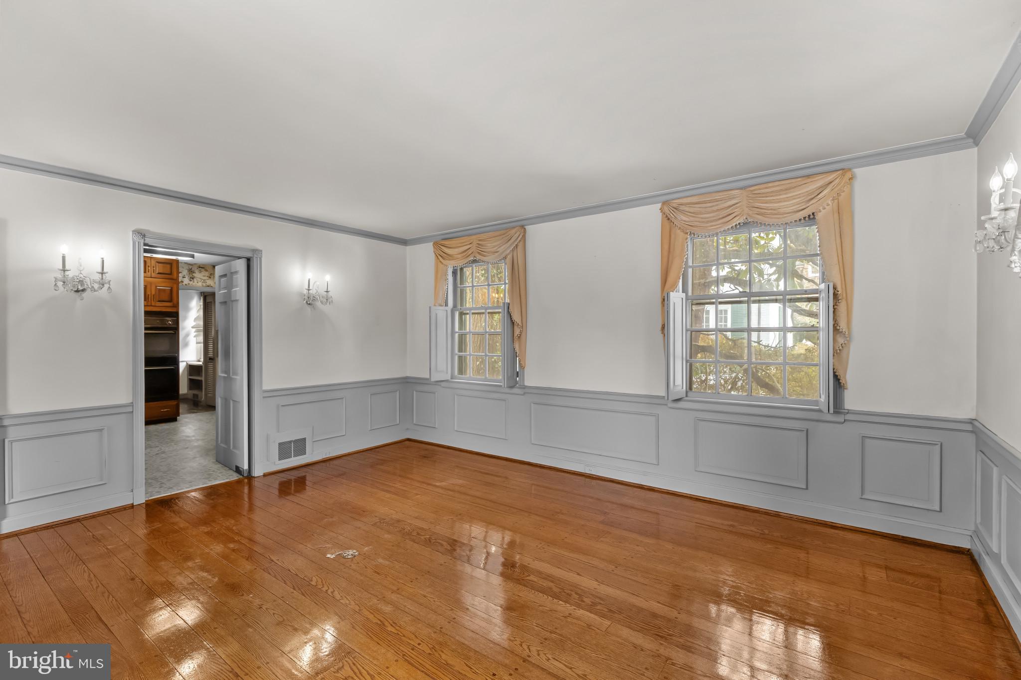 HOMELAND HISTORIC DISTRICT - Residential