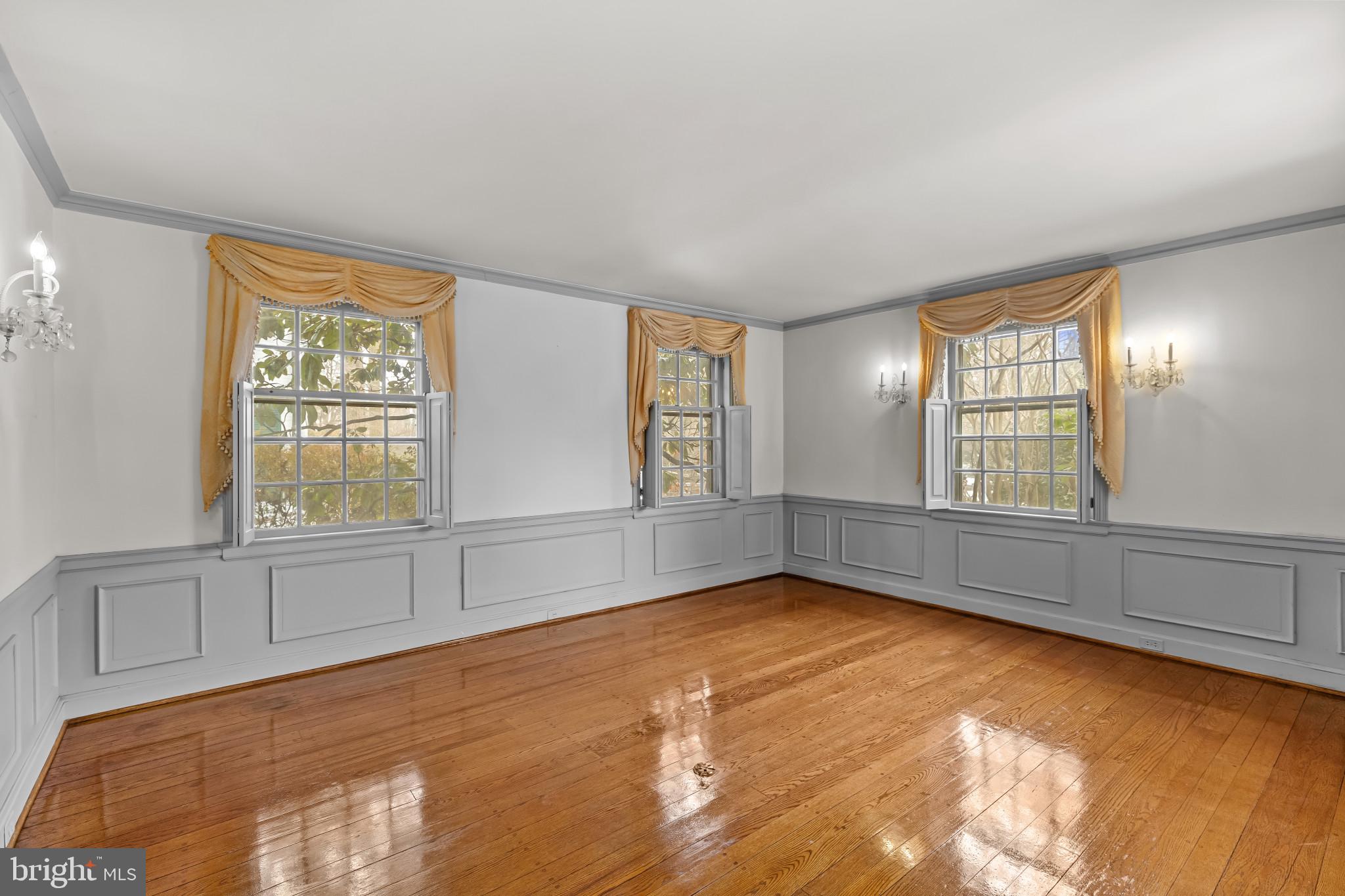 HOMELAND HISTORIC DISTRICT - Residential